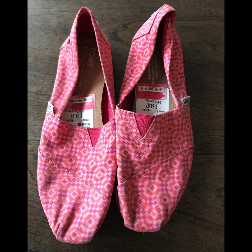 Toms Coral Red Print Shoes